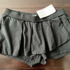 Fabletics skort. Pleated front.